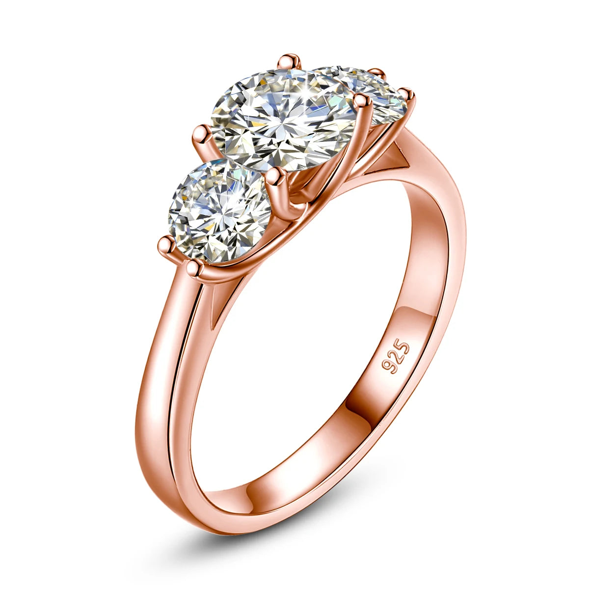 DiamondLuxe Moissanite Band