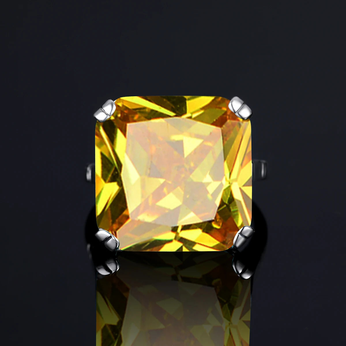 Sunfire Luxe Signet Ring